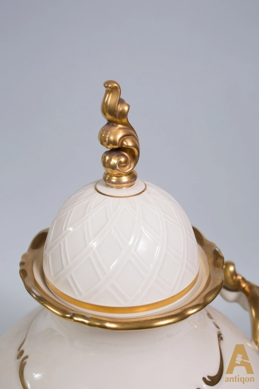White vase