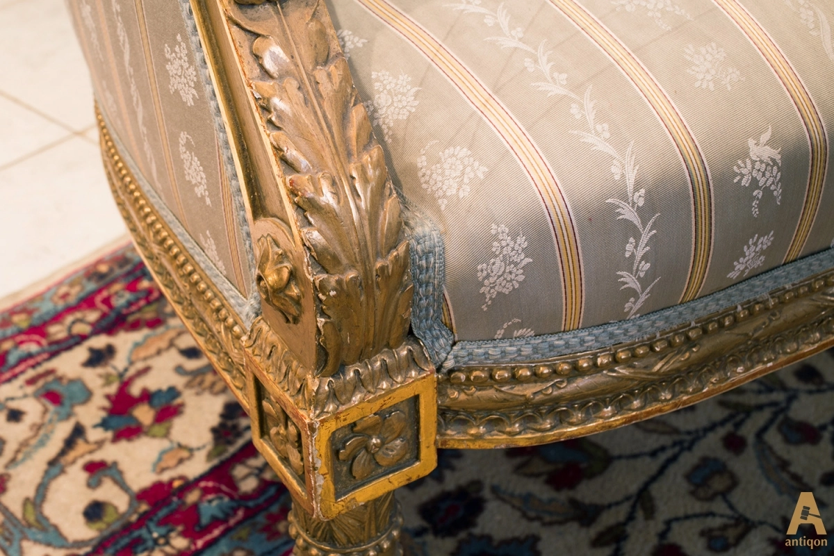 Furniture set 