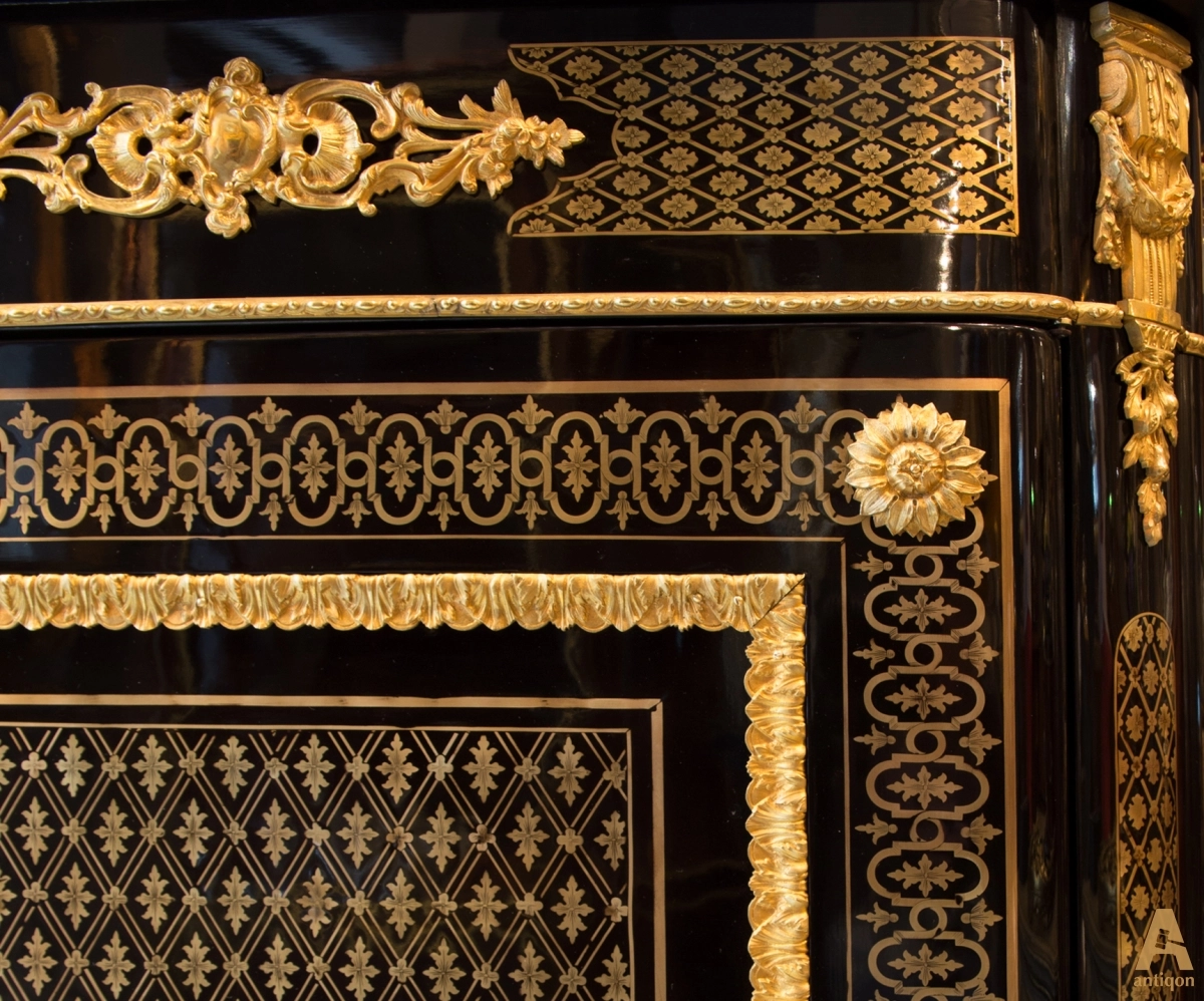 Dresser in Napoleon III style