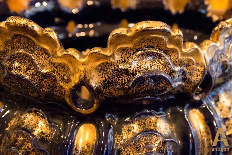 Ornamental flowerpot 