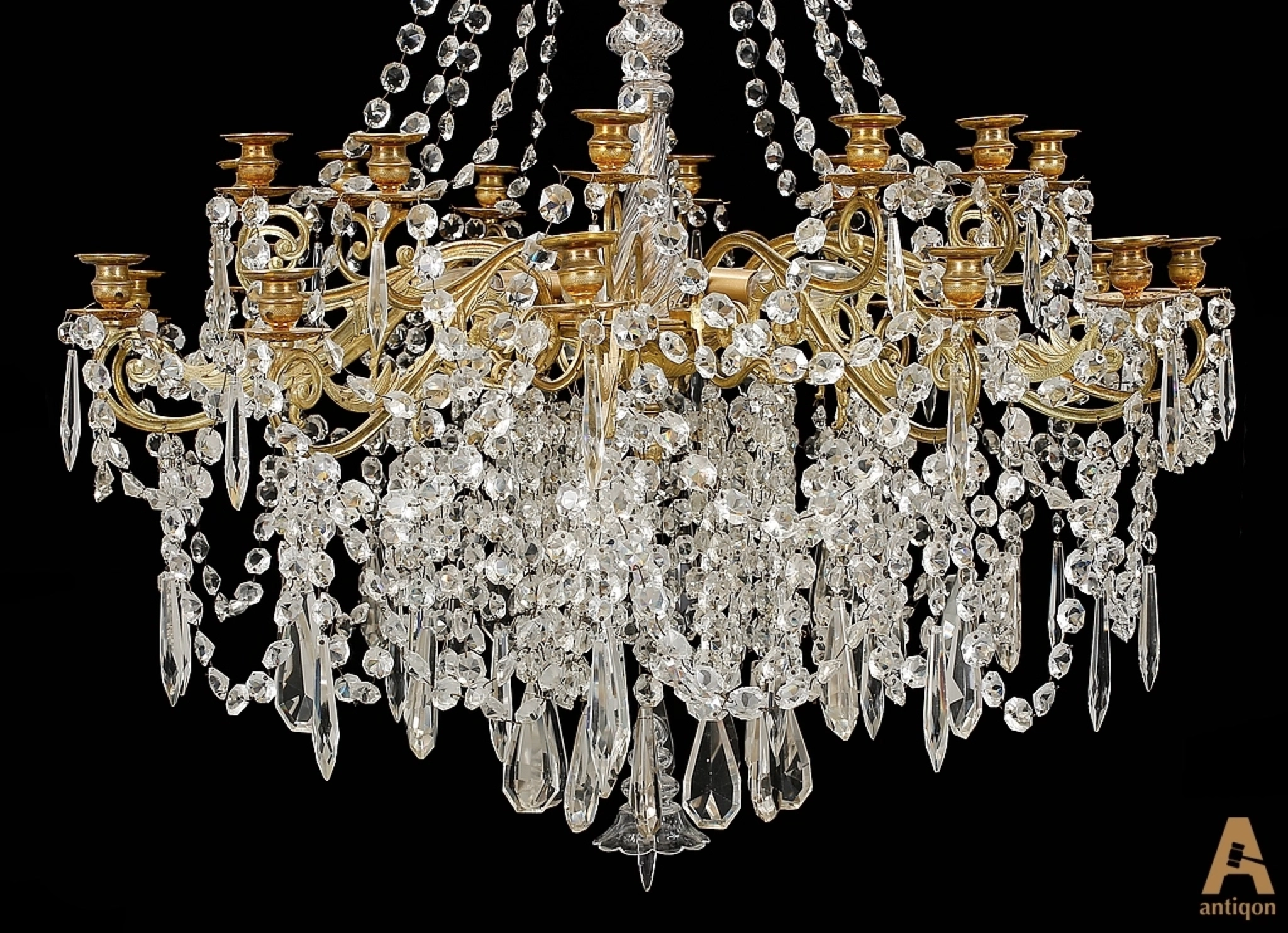 Lustre pour 25 bougies. 19ème siècle. 