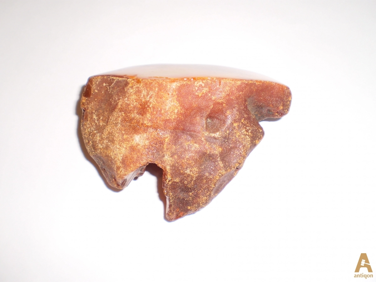 Antique amber