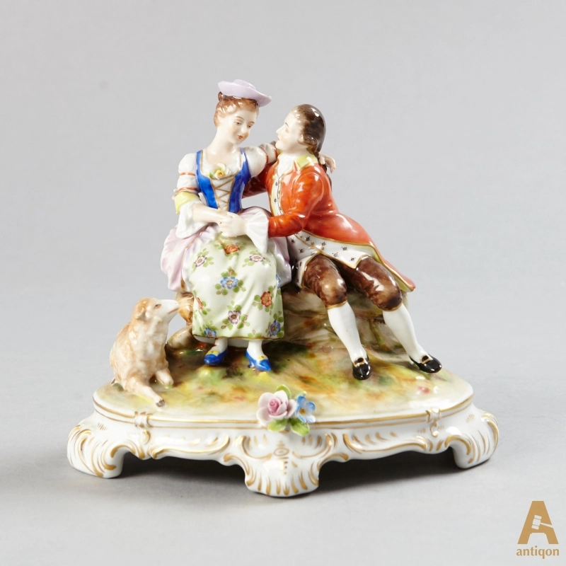 Porcelain figurine 