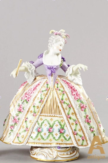 Porcelain figure 