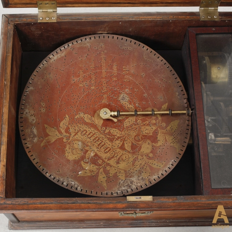 Music Box 
