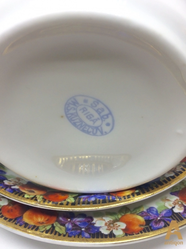 Tea cup with a saucers. Kuznetsov