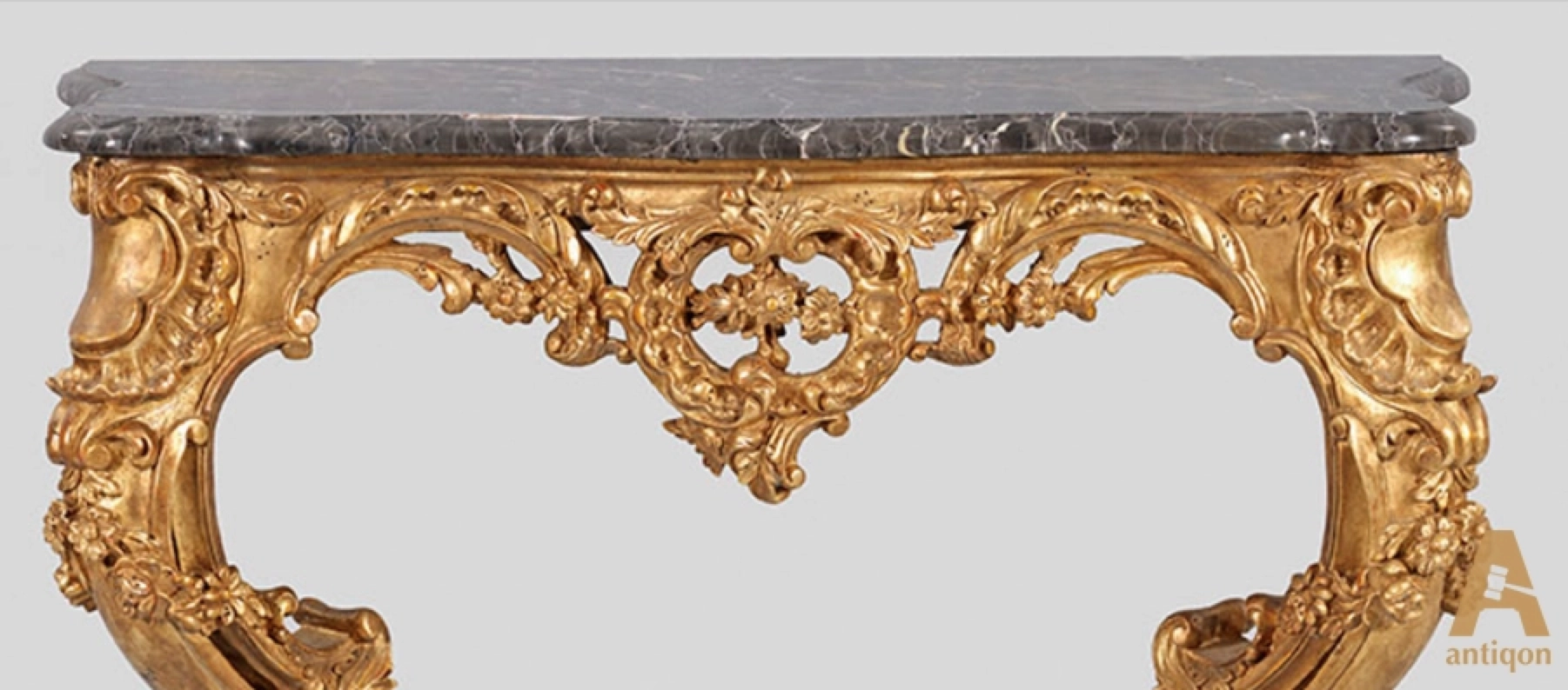 Console rococo. Fin du 19ème siècle. 
