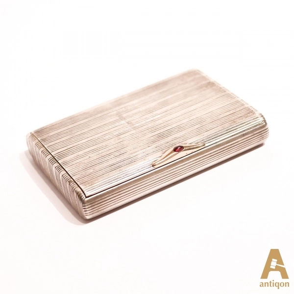 Silver cigarette case. Royal Russia.