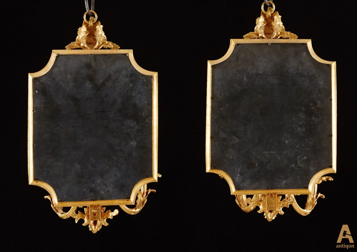 Couple sconces 