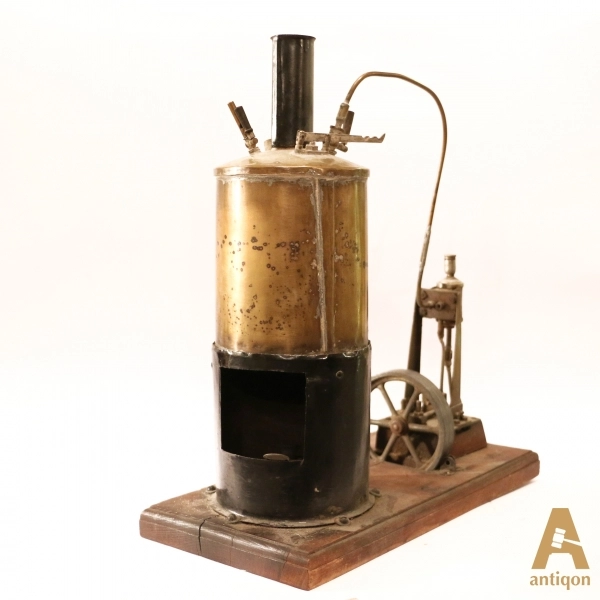 Steam engine model 