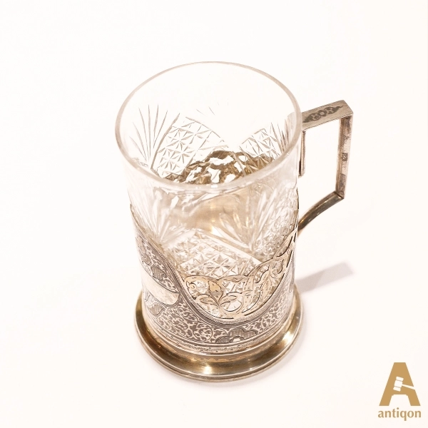 Silver cup holder