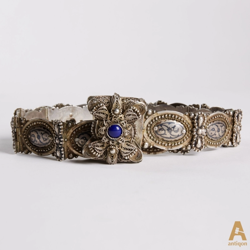 Silver belt