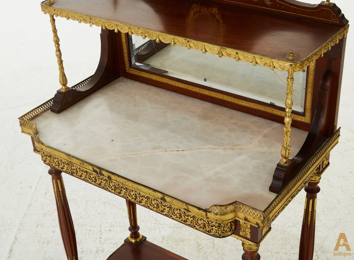Etagere Louis XVI