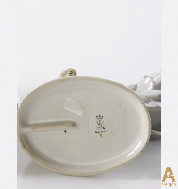 Figurine en porcelaine «Amazone» Wallendorf