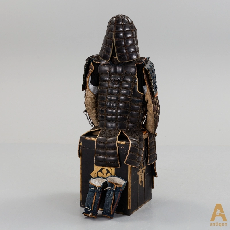 Armor of the Samurai. The Edo period.