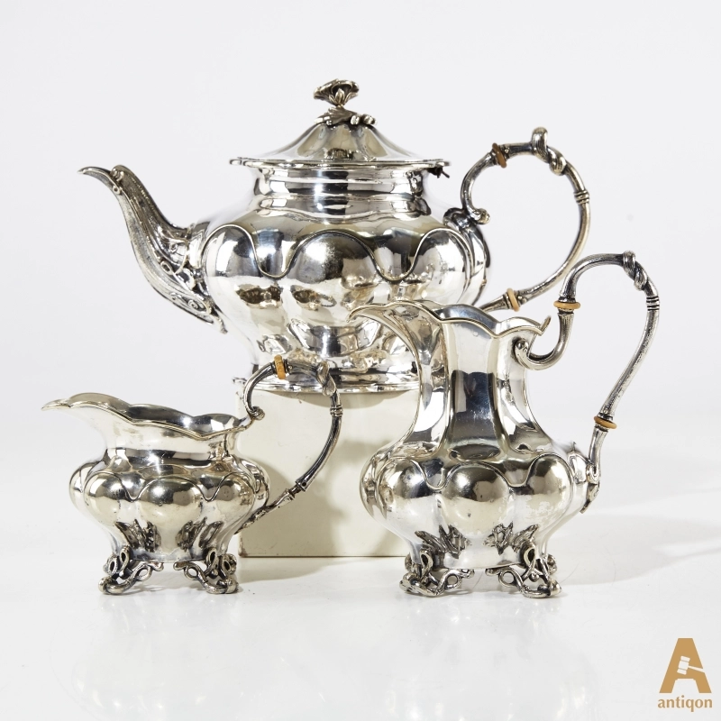 Tea set 