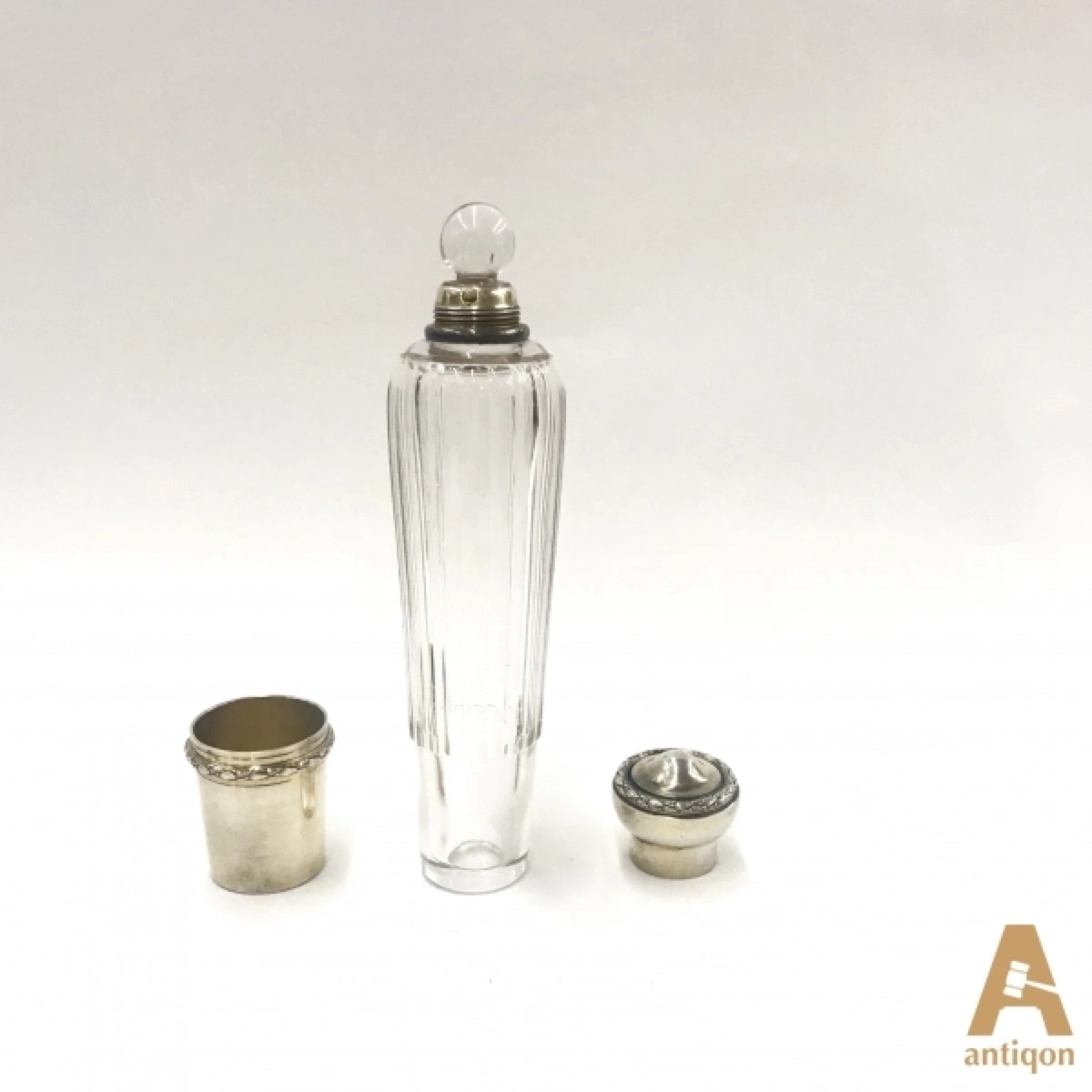 Pocket bottle for cognac