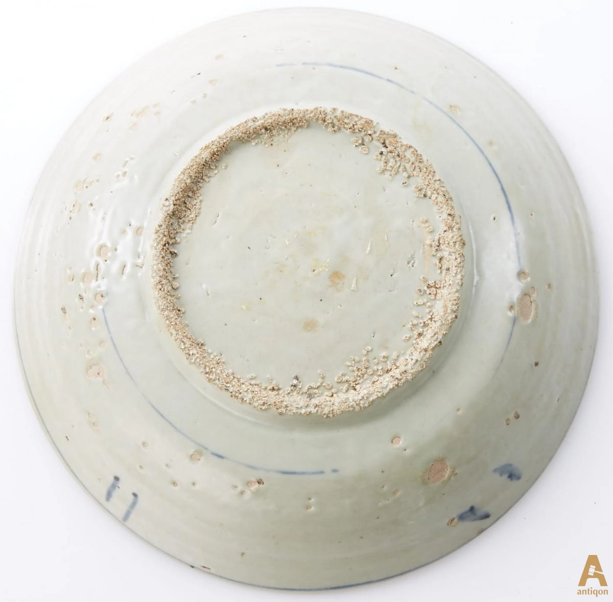 Ceramic glazed dish