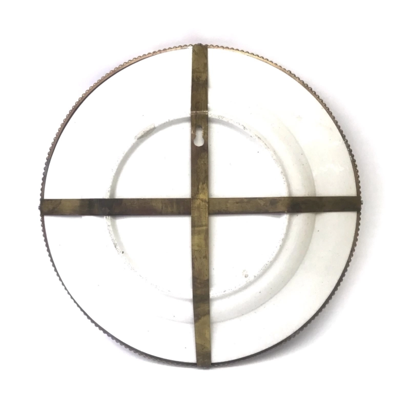 Plat decoratif en faïence de style Sèvre 