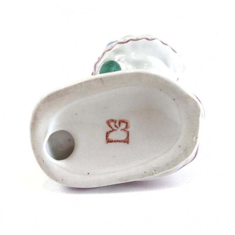 Porcelain figurine 