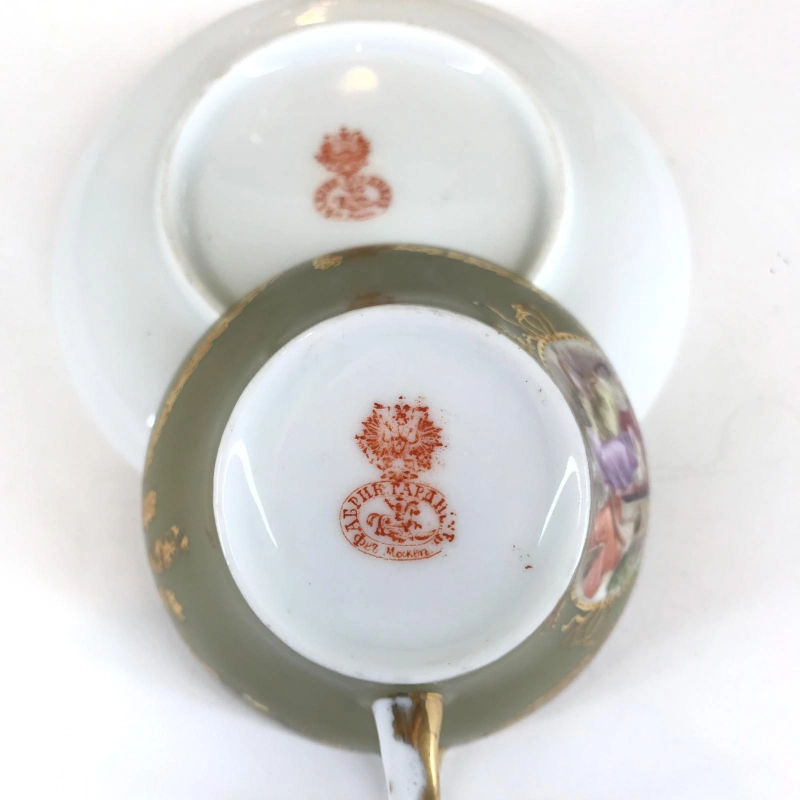 Tasse avec soucoupe et assiette à dessert. Russie. Lusine Gardner à Moscou. 