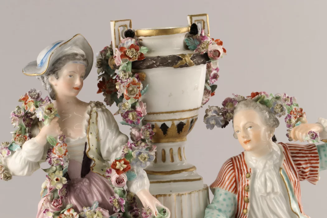 Figurine en porcelaine.