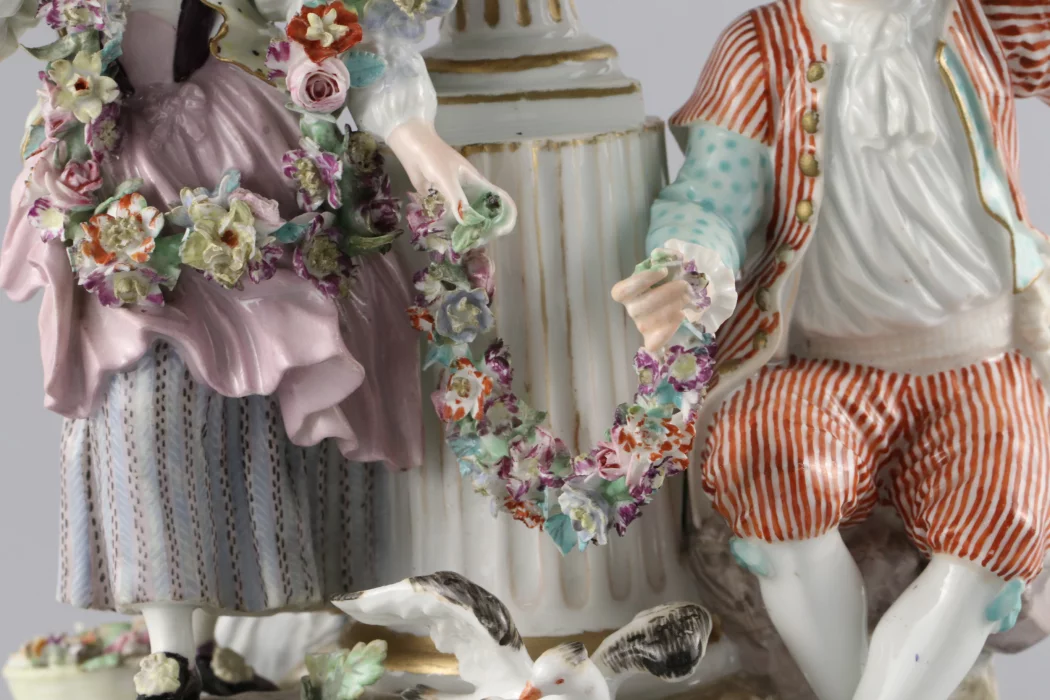 Figurine en porcelaine.