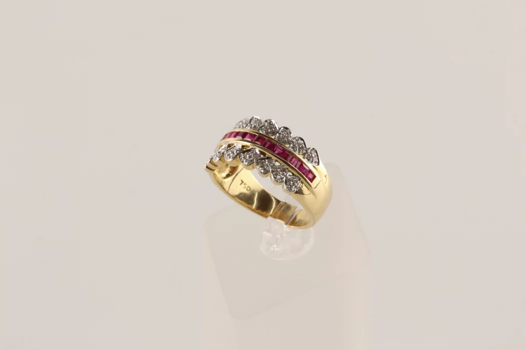 Gold ring