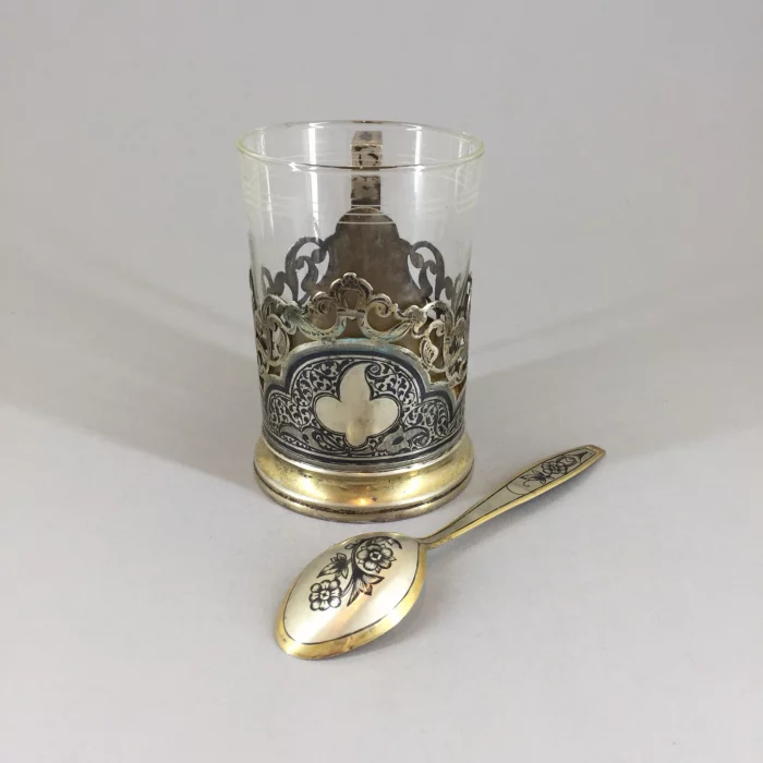 Silver cup holder 