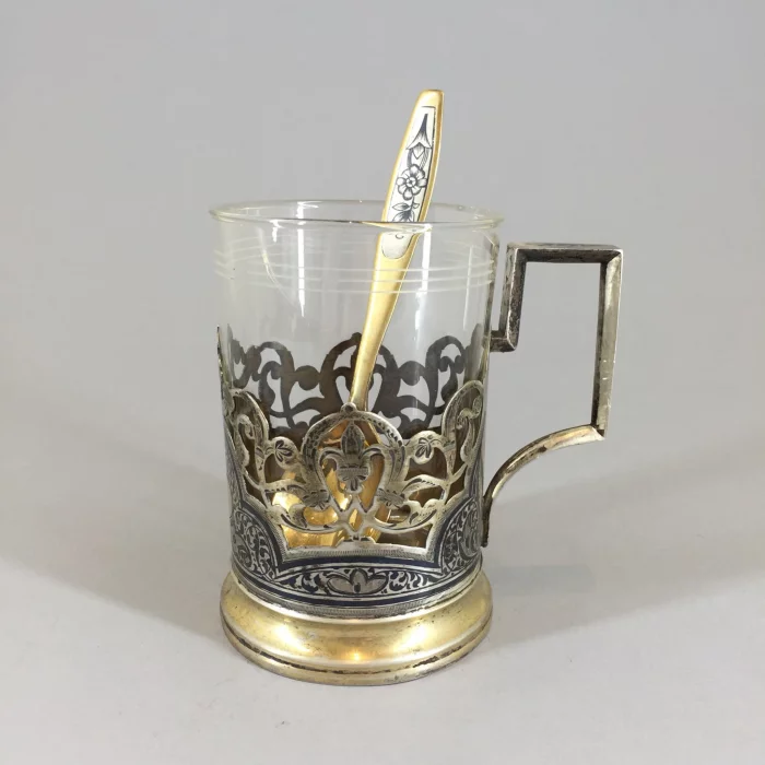 Silver cup holder 