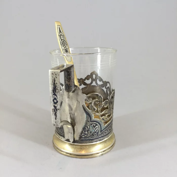 Silver cup holder 