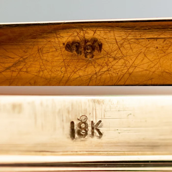 German three-colour 18k gold presentation snuff box