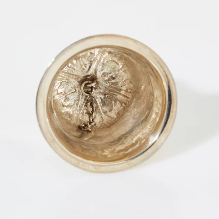 Cloche  en argent Suedois.