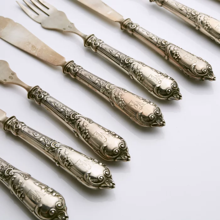 Ensemble des couverts en argent pour du poissons. La Russie royale. 