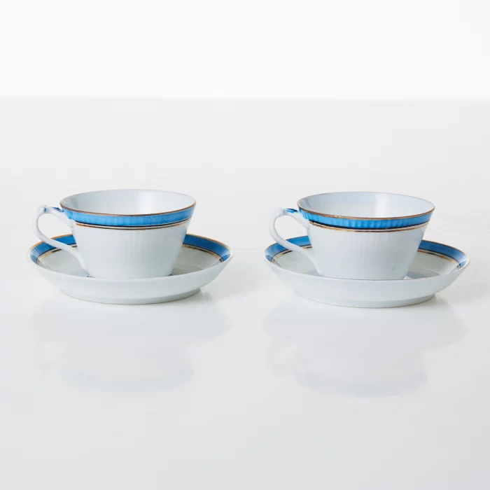 Deux paires de cafe. Gardner. 