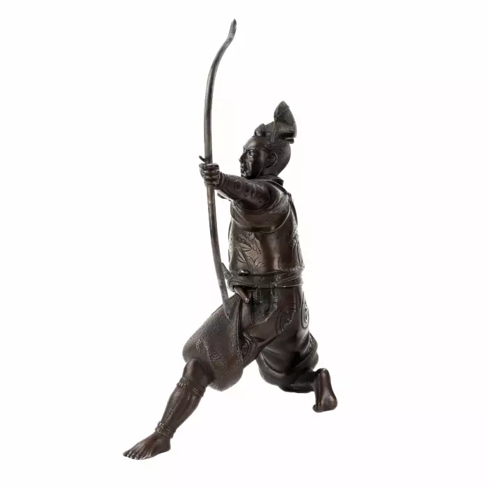 FIGURE JAPONAISE EN BRONZE REPRÉSENTANT UN ARCHER SAMOURAÏ. JAPON, XIXE SIÈCLE