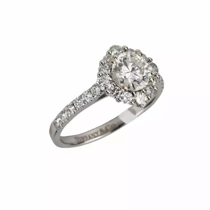 BAGUE EN OR BLANC 18 CARATS SERTIE DE DIAMANTS