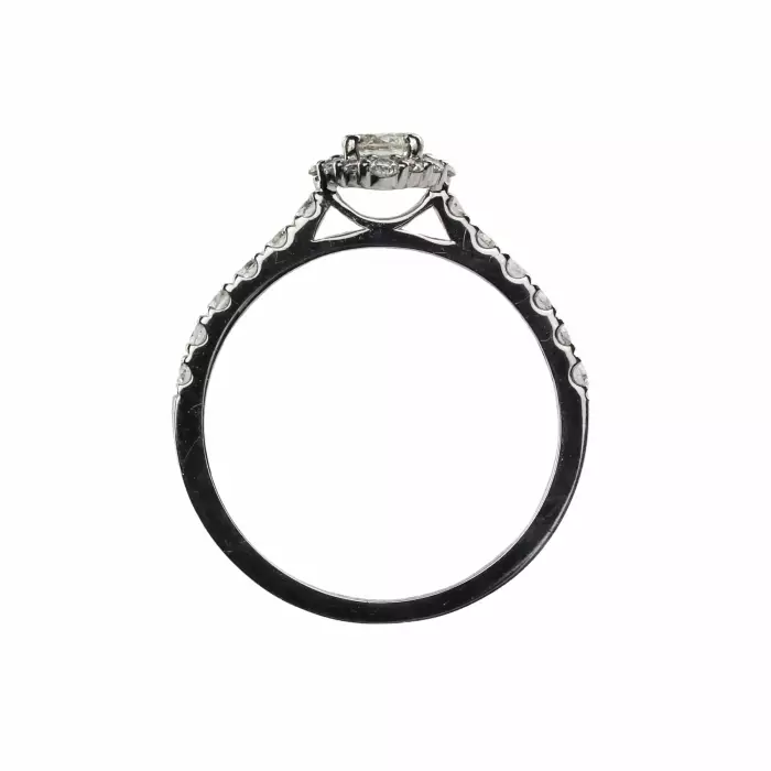 Gold 18K diamond ring. 