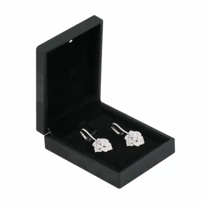 Gold earrings with diamonds, model Piage. 