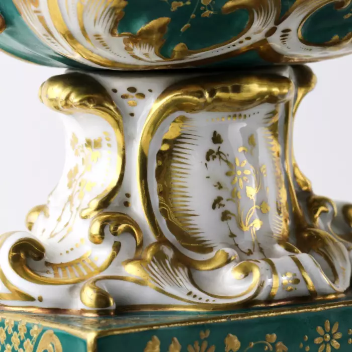 Paire de Vases Epoque Galant. 
