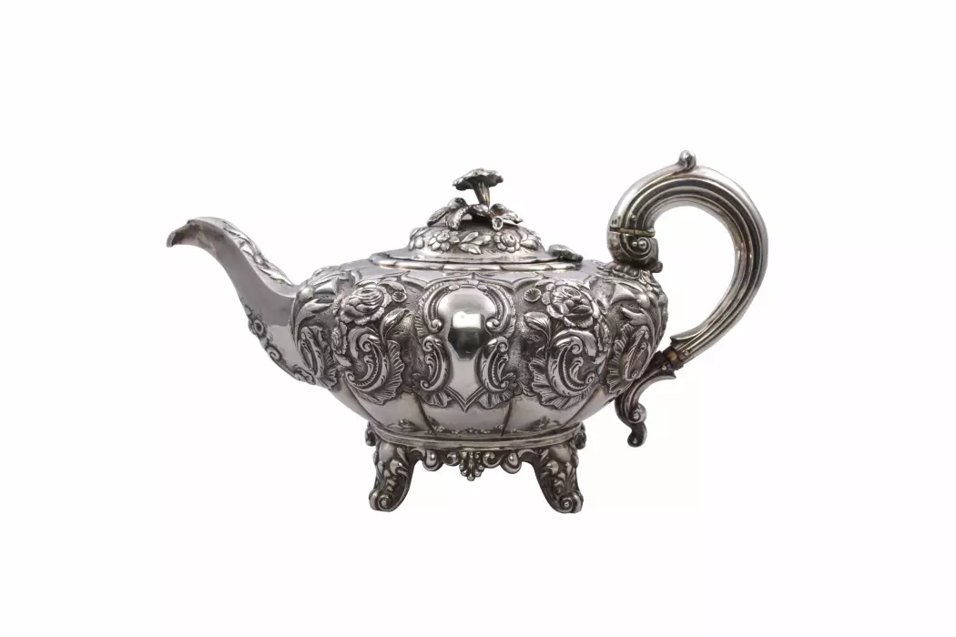Серебряный сервиз из 6 предметов. Лондон , W.H. и John S. 1837-1851 гг.