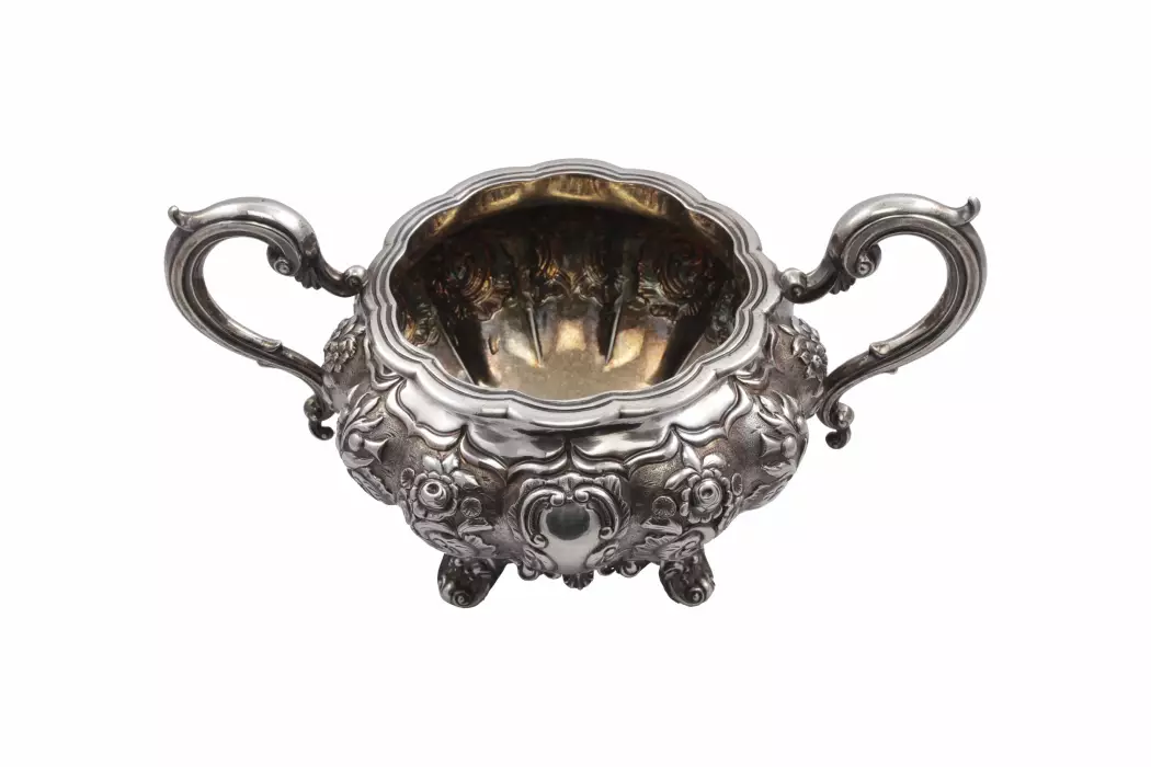 Серебряный сервиз из 6 предметов. Лондон , W.H. и John S. 1837-1851 гг.