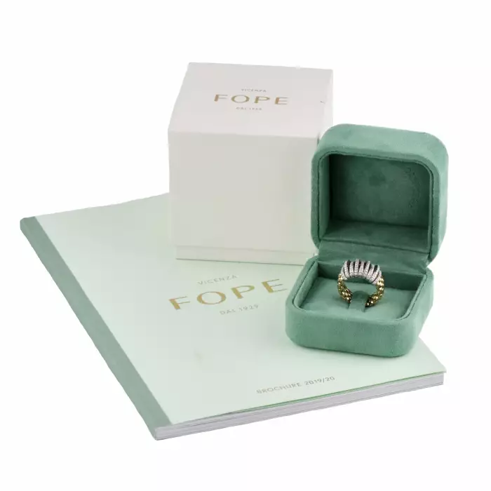 Elastic ring of two-tone gold with diamonds, Italian firm Fope. 