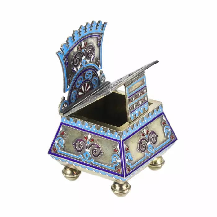 Salière de thoron en argent et emaux cloisonnes. 