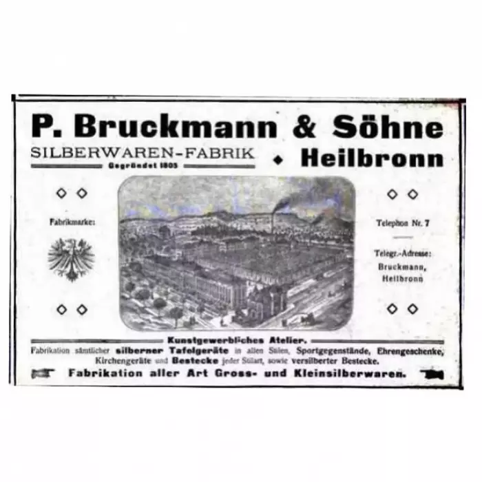 Чайно-кофейный сервиз изумительных пропорций из золоченого серебра. Bruckmann & Söhne.