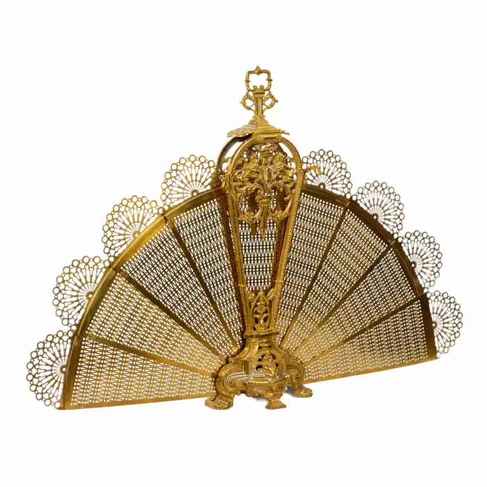 Fireplace screen in gilded bronze and brass from the 20th century. Peacock. 