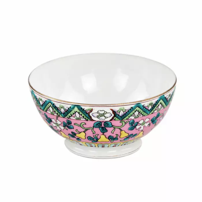 Porcelain bowl with oriental motif. Gardner. 