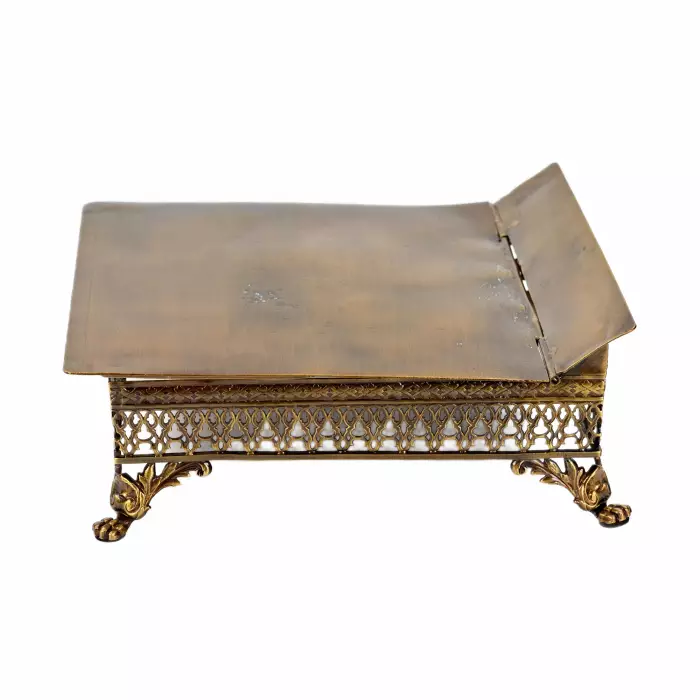 LUTRIN DE TABLE EN BRONZE ET LAITON DORÉ. EUROPE, XXE SIÈCLE