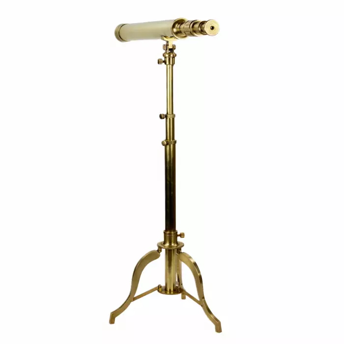 Telescope en laiton du XIXe siècle sur trepied. 
