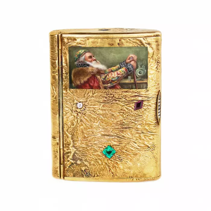 V.A. Kubarev. Étui à cigarettes en argent dore et peinture emaillee. Moscou. 1908-1917.